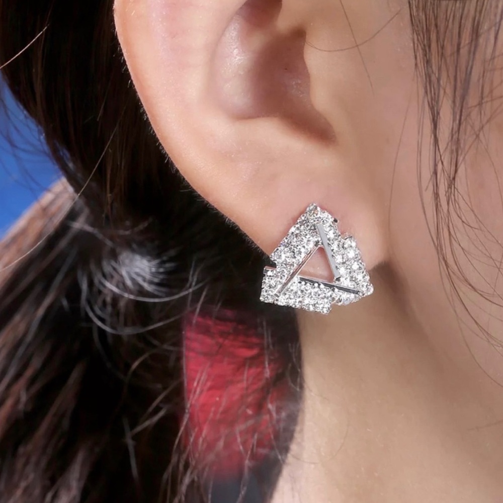 ✨Stunning Triangle Studs✨ - Picture 2 of 4